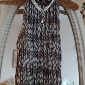 Antonio Melani Sleeveless dress w/pleats size 0